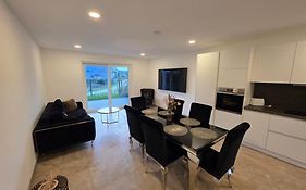 Apartement 2 Schlafzimmer 300 m zur Würth Hauptzentrale